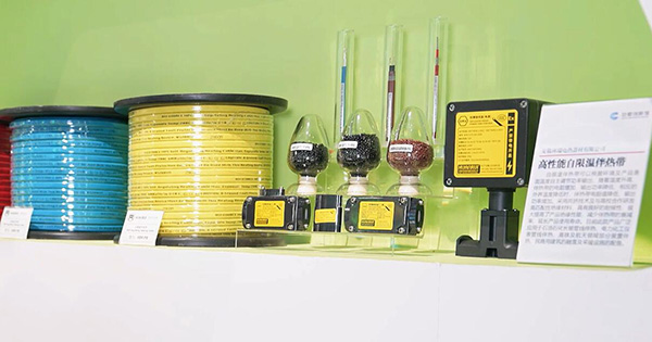 高性能自限溫伴熱帶產(chǎn)品入選安徽創(chuàng)新館展示 環(huán)瑞電熱供圖 高性能自限溫伴熱帶產(chǎn)品入選安徽創(chuàng)新館展示 環(huán)瑞電熱供圖